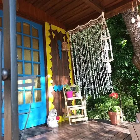 Git'an Périgord Roulotte Bella