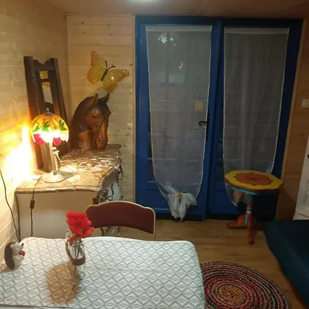 Git'an Périgord Roulotte Bella