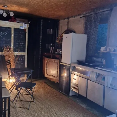 Git'an Périgord Roulotte Bella * Groléjac